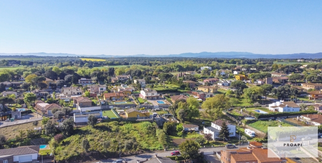PARCELA URBANA VILOBÍ D'ONYAR (CAN TARRÉS)