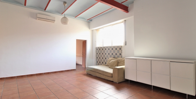 PISO DE 3 HABITACIONES DOBLES EN EXCELENTE UBICACIÓN EN EL BARRIO VELL DE GIRONA