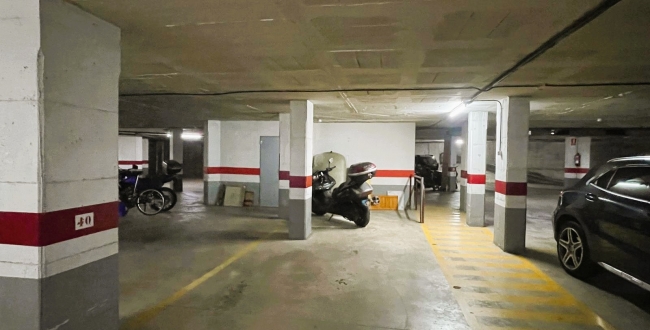 DÚPLEX IMPECABLE AMB PÀRQUING I TRASTER INCLÒS
