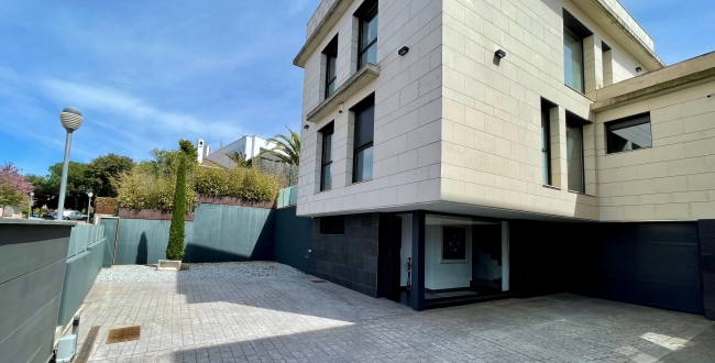 MAISON DE VILLE SEMI-NEUF À VENDRE À PALAU - GIRONA