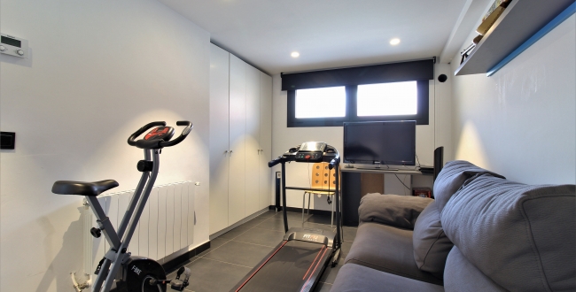 MAISON DE VILLE SEMI-NEUF À VENDRE À PALAU - GIRONA