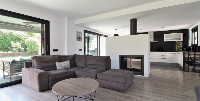 MAISON DE VILLE SEMI-NEUF À VENDRE À PALAU - GIRONA