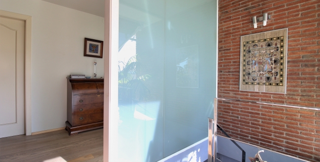 CASA UNIFAMILIAR CON VIVIENDA EN UNA SOLA PLANTA, PRIVACIDAD Y VISTAS EN LA ZONA DE PALAU - GIRONA
