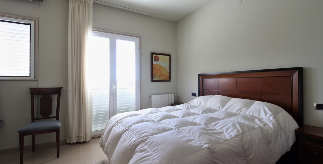 CASA UNIFAMILIAR CON VIVIENDA EN UNA SOLA PLANTA, PRIVACIDAD Y VISTAS EN LA ZONA DE PALAU - GIRONA