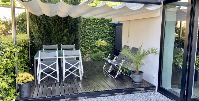 FANTÁSTICO PISO AMUEBLADO CON ACABADOS DE ALTA CALIDAD DE 1 HABITACIÓN Y JARDÍN PRIVADO EN EL BARRIO VIEJO DE GIRONA