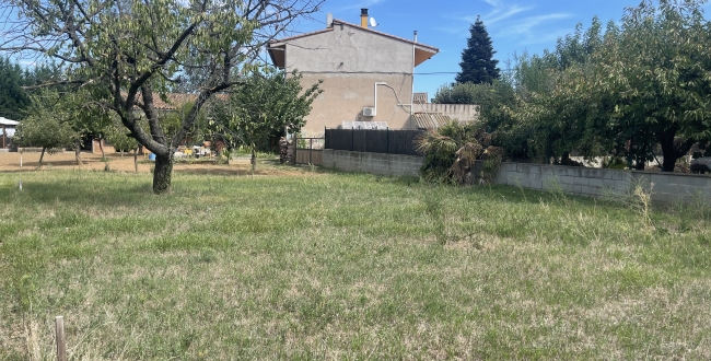 TERRAIN SITUÉ DANS UN QUARTIER SUPER CALME DE LA BELLE VILLE DE BORDILS