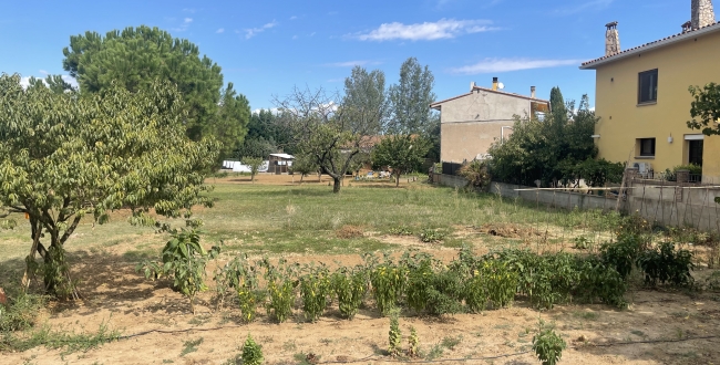 TERRAIN SITUÉ DANS UN QUARTIER SUPER CALME DE LA BELLE VILLE DE BORDILS