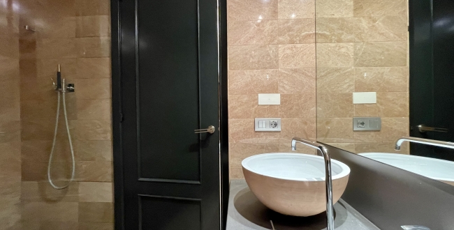 PISO AMUEBLADO DE 1 HABITACIÓN EN LA PLAZA INDEPENDENCIA DE GIRONA