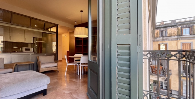 PISO AMUEBLADO DE 1 HABITACIÓN EN LA PLAZA INDEPENDENCIA DE GIRONA