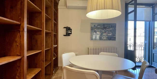 PISO AMUEBLADO DE 1 HABITACIÓN EN LA PLAZA INDEPENDENCIA DE GIRONA