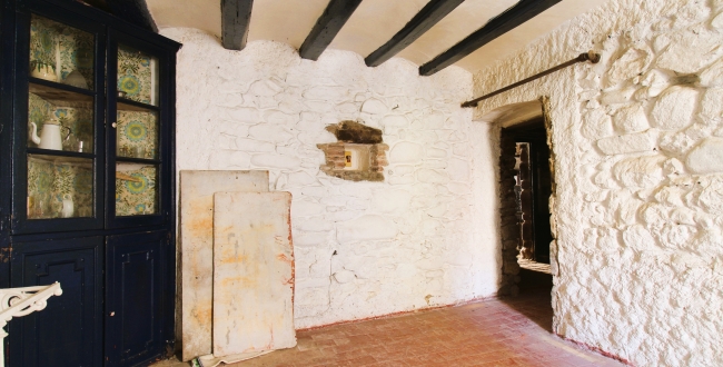 FANTASTIQUE FERME DU 16E-18E SIÈCLE À RÉHABILITER DANS LA CAVE TER