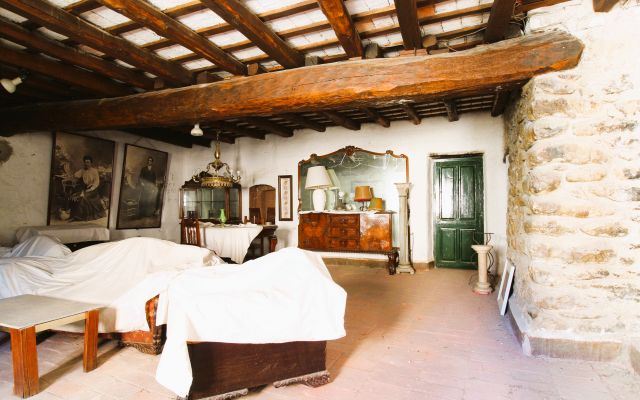 FANTASTIQUE FERME DU 16E-18E SIÈCLE À RÉHABILITER DANS LA CAVE TER