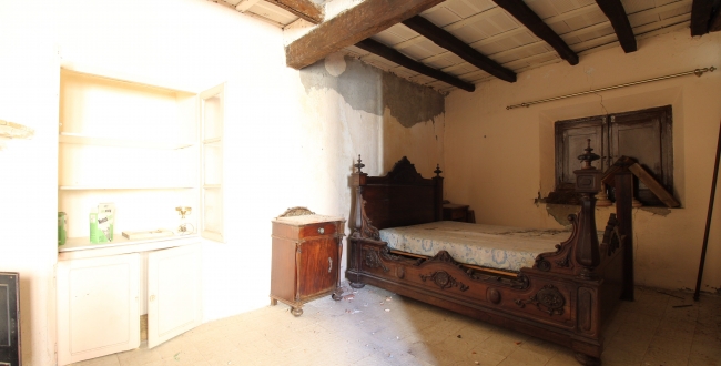 FANTASTIQUE FERME DU 16E-18E SIÈCLE À RÉHABILITER DANS LA CAVE TER