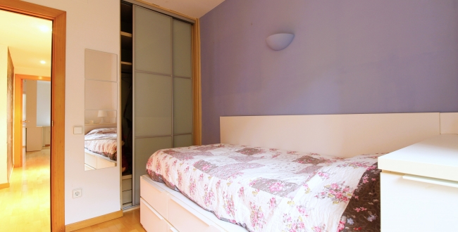 GRAND APPARTEMENT ENTIÈREMENT EXTÉRIEUR AVEC PARKING ET RANGEMENT INCLUS ET JARDIN COMMUNAUTAIRE ET PISCINE À PALAU - GIRONA