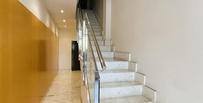 APPARTEMENT 3 PIÈCES AVEC TERRASSE DE 70M2 À SANTA EUGÉNIA - GIRONA