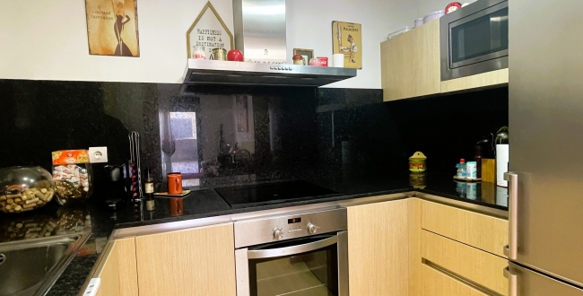 APPARTEMENT 3 PIÈCES AVEC TERRASSE DE 70M2 À SANTA EUGÉNIA - GIRONA