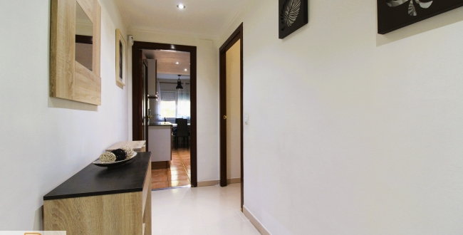 APPARTEMENT AVEC 3 CHAMBRES ET PARKING INCLUS À FONTAJAU