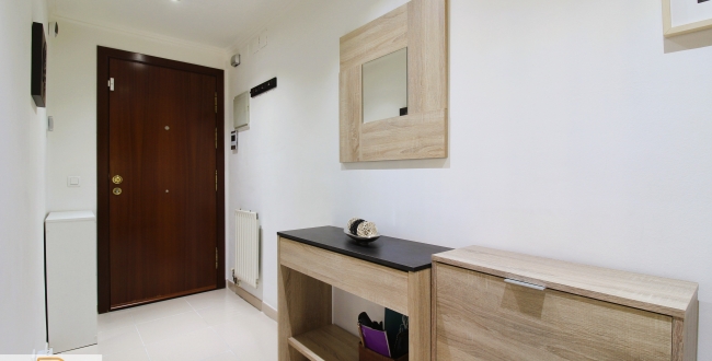 APPARTEMENT AVEC 3 CHAMBRES ET PARKING INCLUS À FONTAJAU
