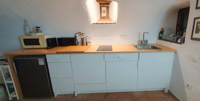 FERME ORIGINALE DU 14ème - 15ème SIÈCLE EN PARFAIT ÉTAT DE CONSERVATION À VILADAMAT