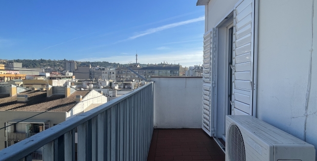 ÁTICO DE GRANDES DIMENSIONES Y CON TERRAZAS EN EIXAMPLE NORD GIRONA