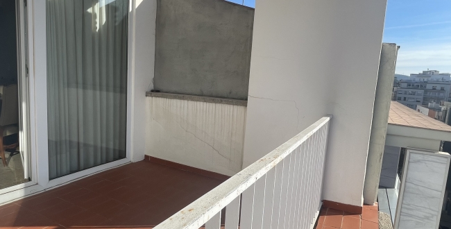 ÁTICO DE GRANDES DIMENSIONES Y CON TERRAZAS EN EIXAMPLE NORD GIRONA