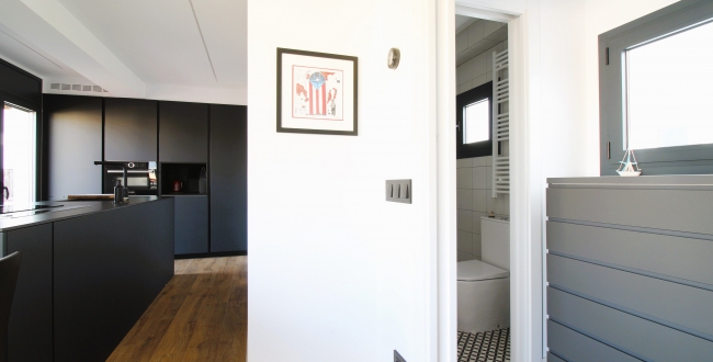 ÀTIC REFORMAT D'1 HABITACIÓ I TERRASSA A L'EIXAMPLE NORD DE GIRONA - LLOGUER DE TEMPORADA