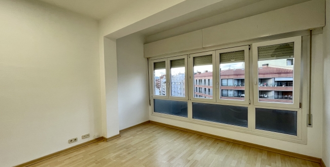 ALQUILER OFICINA CENTRICA EN EIXAMPLE NORD GIRONA