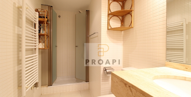 DUPLEX 3 CHAMBRES EIXAMPLE SUD GÉRONE