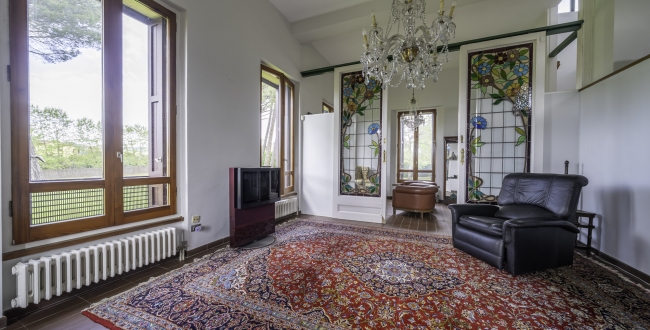 ŒUVRE DE MANUEL DE SOLÀ-MORALES À VENDRE : EXCLUSIVITÉ ET DESIGN À MONTSENY