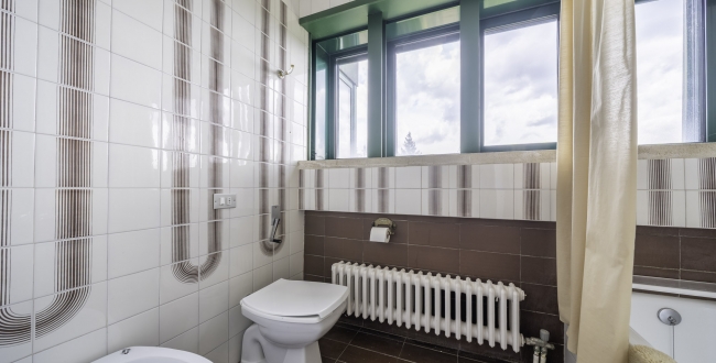 ŒUVRE DE MANUEL DE SOLÀ-MORALES À VENDRE : EXCLUSIVITÉ ET DESIGN À MONTSENY
