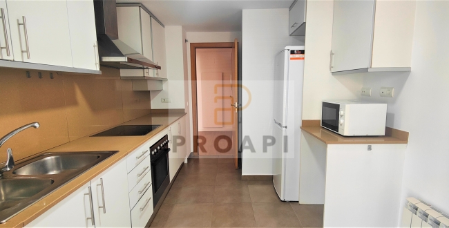 APPARTEMENT DE 3 CHAMBRES, 2 SALLES DE BAINS AVEC TERRASSE À VENDRE À EIXAMPLE SUD-MIGDIA, IDÉAL POUR INVESTISSEURS