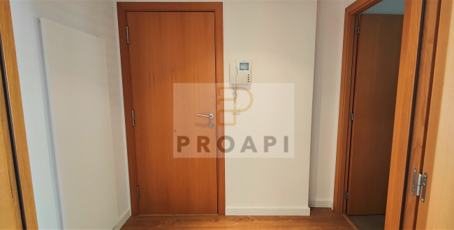 APPARTEMENT DE 3 CHAMBRES, 2 SALLES DE BAINS AVEC TERRASSE À VENDRE À EIXAMPLE SUD-MIGDIA, IDÉAL POUR INVESTISSEURS