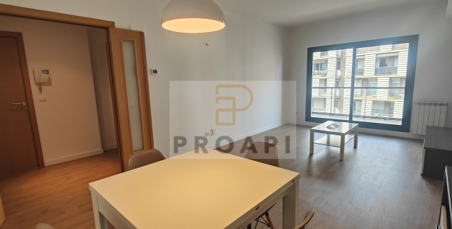 APPARTEMENT DE 3 CHAMBRES, 2 SALLES DE BAINS AVEC TERRASSE À VENDRE À EIXAMPLE SUD-MIGDIA, IDÉAL POUR INVESTISSEURS