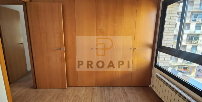 APPARTEMENT DE 3 CHAMBRES, 2 SALLES DE BAINS AVEC TERRASSE À VENDRE À EIXAMPLE SUD-MIGDIA, IDÉAL POUR INVESTISSEURS