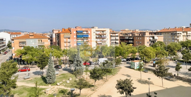 APPARTEMENT 4 CHAMBRES RÉNOVÉ AVEC TRÈS BELLES VUES À CAN GIBERT DEL PLA