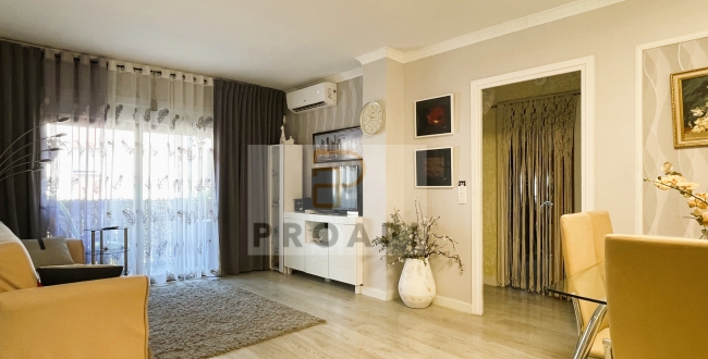 APPARTEMENT 4 CHAMBRES RÉNOVÉ AVEC TRÈS BELLES VUES À CAN GIBERT DEL PLA
