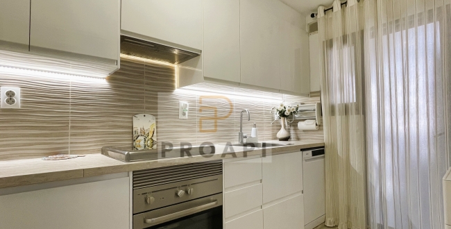 APPARTEMENT 4 CHAMBRES RÉNOVÉ AVEC TRÈS BELLES VUES À CAN GIBERT DEL PLA