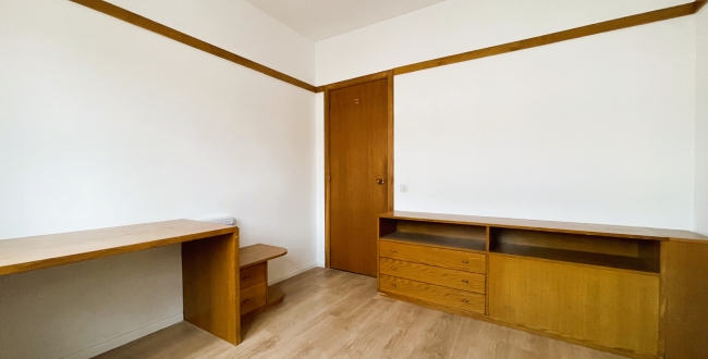 APPARTEMENT DE 114 M² UTILE AVEC 4 CHAMBRES DOUBLES EXTÉRIEURES ET 2 SALLES DE BAINS À LA DEVESA - GIRONA