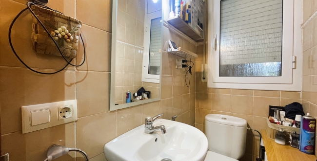 MAISON INDIVIDUELLE DE 3 CHAMBRES DANS L'URBANISATION LA GOBA - VIDRERES