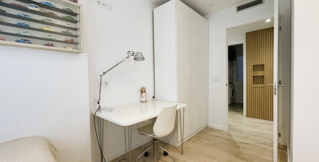 MAGNÍFIC PIS DE 3 HABITACIONS I 2 BANYS REFORMAT I MOBLAT AMB MATERIALS DE QUALITAT A L'EIXAMPLE NORD DE GIRONA