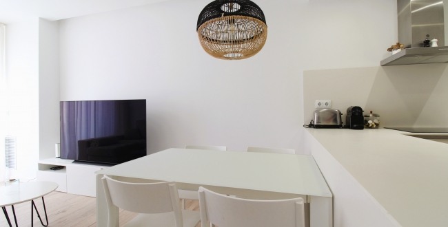 MAGNÍFIC PIS DE 3 HABITACIONS I 2 BANYS REFORMAT I MOBLAT AMB MATERIALS DE QUALITAT A L'EIXAMPLE NORD DE GIRONA