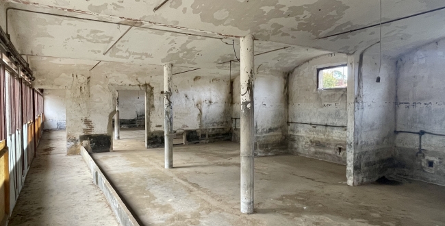 FINCA CATALOGADA COM A MASIA I INSTAL·LACIÓ RURAL AMB 10 HA DE TERRENY A BESCANÓ - GIRONA