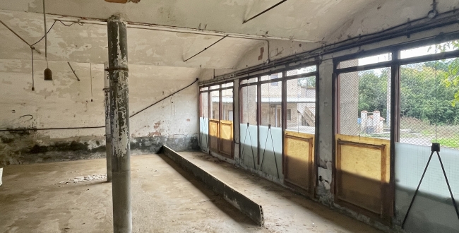 FINCA CATALOGADA COM A MASIA I INSTAL·LACIÓ RURAL AMB 10 HA DE TERRENY A BESCANÓ - GIRONA