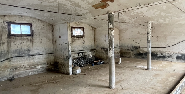 FINCA CATALOGADA COM A MASIA I INSTAL·LACIÓ RURAL AMB 10 HA DE TERRENY A BESCANÓ - GIRONA