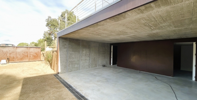 CASA UNIFAMILIAR DE DISSENY CONTEMPORANI I ELEGÀNCIA MEDITERRANEA A BEGUR