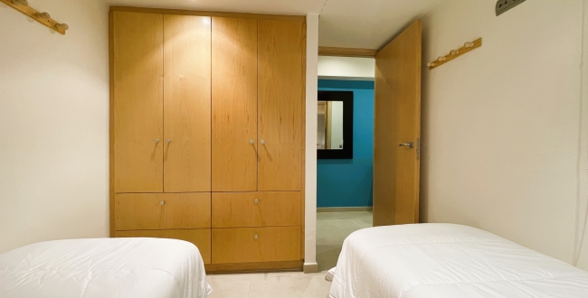 PIS REFORMAT DE 2 HABITACIONS A PRIMERA LÍNIA DE MAR - PALAMÓS