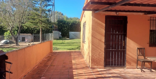 PROPRIÉTÉ RUSTIQUE AVEC MAISON IDÉALE COMME ZONE DE LOISIRS À CRUÏLLES