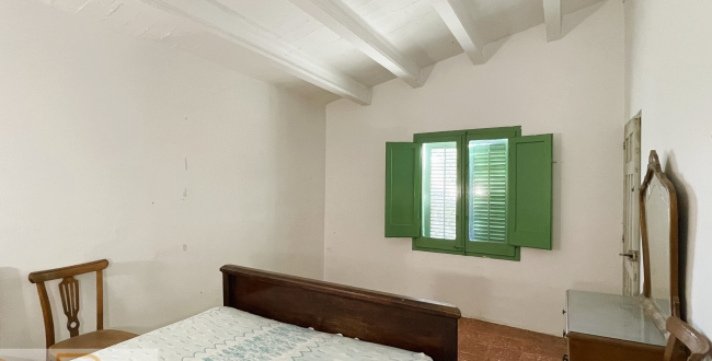 CASA AMB GRAN TERRENY A MONT-RAS