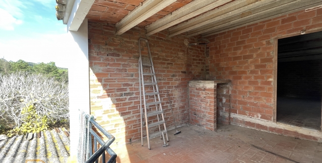 CASA AMB GRAN TERRENY A MONT-RAS