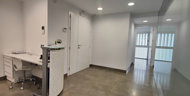 DESPATX-OFICINA EN LLOGUER A VIDRERES